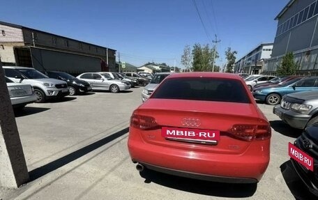 Audi A4, 2010 год, 700 000 рублей, 2 фотография