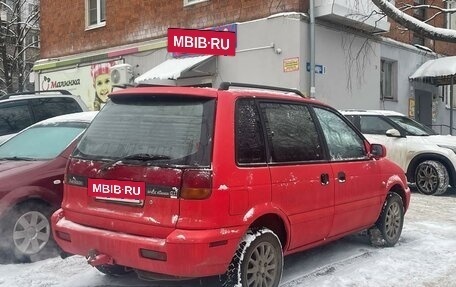 Mitsubishi Space Runner II, 1995 год, 320 000 рублей, 7 фотография