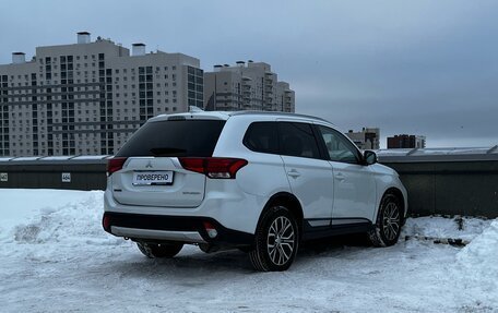 Mitsubishi Outlander III рестайлинг 3, 2018 год, 2 149 000 рублей, 4 фотография