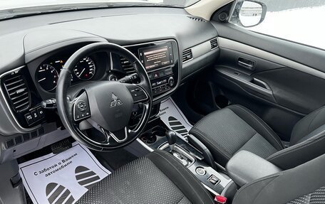 Mitsubishi Outlander III рестайлинг 3, 2018 год, 2 149 000 рублей, 7 фотография