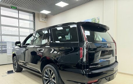 Cadillac Escalade V, 2023 год, 20 700 000 рублей, 5 фотография