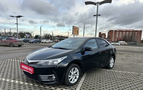 Toyota Corolla, 2018 год, 1 900 000 рублей, 2 фотография