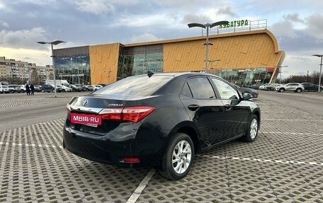 Toyota Corolla, 2018 год, 1 900 000 рублей, 4 фотография