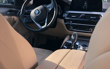 BMW 5 серия, 2017 год, 3 690 000 рублей, 7 фотография