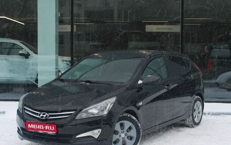 Hyundai Solaris II рестайлинг, 2015 год, 1 100 000 рублей, 1 фотография