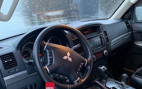 Mitsubishi Pajero IV, 2012 год, 2 650 000 рублей, 3 фотография