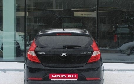 Hyundai Solaris II рестайлинг, 2015 год, 1 100 000 рублей, 6 фотография