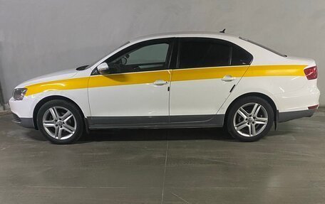 Volkswagen Jetta VI, 2013 год, 850 000 рублей, 2 фотография