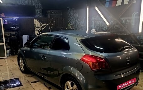 KIA cee'd I рестайлинг, 2008 год, 560 000 рублей, 2 фотография