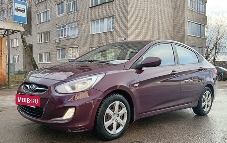 Hyundai Solaris II рестайлинг, 2011 год, 790 000 рублей, 3 фотография