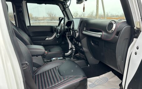 Jeep Wrangler, 2018 год, 6 300 000 рублей, 11 фотография