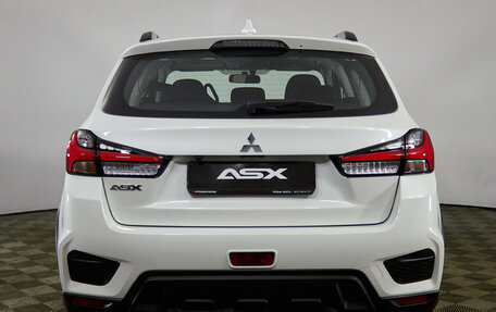 Mitsubishi ASX I рестайлинг, 2024 год, 3 900 000 рублей, 6 фотография