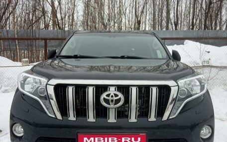 Toyota Land Cruiser Prado 150 рестайлинг 2, 2016 год, 4 000 000 рублей, 1 фотография