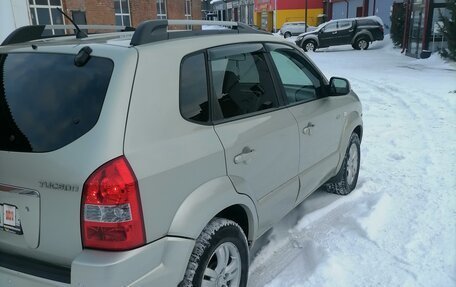 Hyundai Tucson III, 2007 год, 970 000 рублей, 17 фотография