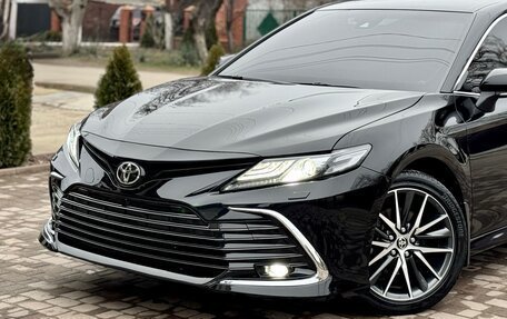 Toyota Camry, 2021 год, 3 529 000 рублей, 8 фотография