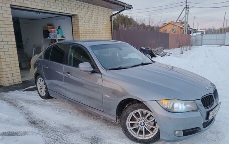 BMW 3 серия, 2008 год, 1 050 000 рублей, 2 фотография