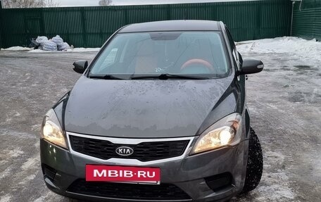 KIA cee'd I рестайлинг, 2012 год, 910 000 рублей, 2 фотография