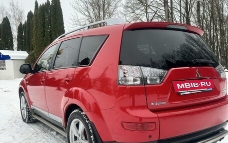 Mitsubishi Outlander III рестайлинг 3, 2007 год, 979 000 рублей, 10 фотография