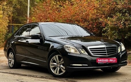 Mercedes-Benz E-Класс, 2011 год, 1 620 000 рублей, 4 фотография