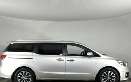 KIA Carnival III, 2015 год, 2 220 000 рублей, 4 фотография