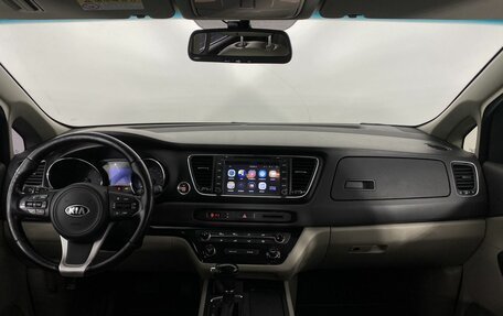 KIA Carnival III, 2015 год, 2 220 000 рублей, 11 фотография