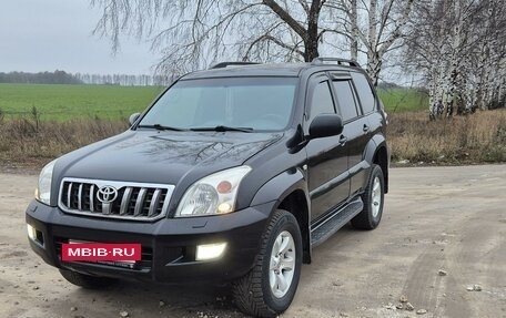 Toyota Land Cruiser Prado 120 рестайлинг, 2004 год, 1 850 000 рублей, 2 фотография