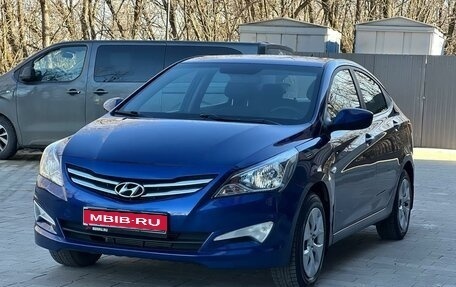 Hyundai Solaris II рестайлинг, 2016 год, 1 320 000 рублей, 1 фотография