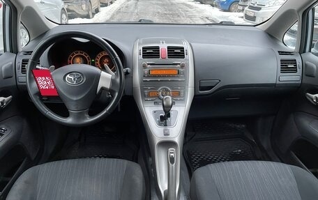 Toyota Auris II, 2008 год, 750 000 рублей, 10 фотография