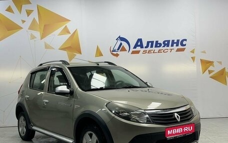 Renault Sandero I, 2012 год, 795 000 рублей, 1 фотография