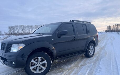 Nissan Pathfinder, 2005 год, 1 050 000 рублей, 2 фотография