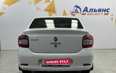 Renault Logan II, 2015 год, 640 000 рублей, 4 фотография