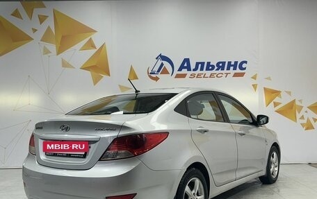 Hyundai Solaris II рестайлинг, 2011 год, 860 000 рублей, 3 фотография