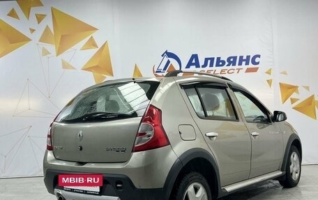 Renault Sandero I, 2012 год, 795 000 рублей, 3 фотография