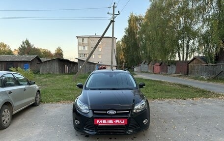 Ford Focus III, 2013 год, 945 000 рублей, 2 фотография