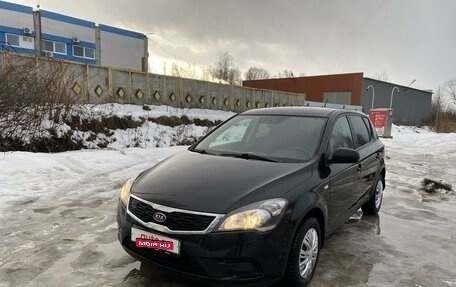 KIA cee'd I рестайлинг, 2010 год, 650 000 рублей, 13 фотография