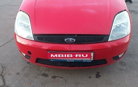 Ford Fiesta, 2005 год, 300 000 рублей, 2 фотография