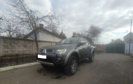 Mitsubishi L200 IV рестайлинг, 2013 год, 1 400 000 рублей, 3 фотография