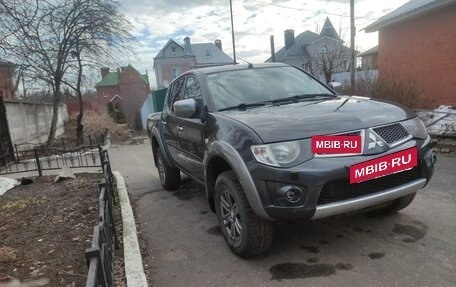 Mitsubishi L200 IV рестайлинг, 2013 год, 1 400 000 рублей, 5 фотография