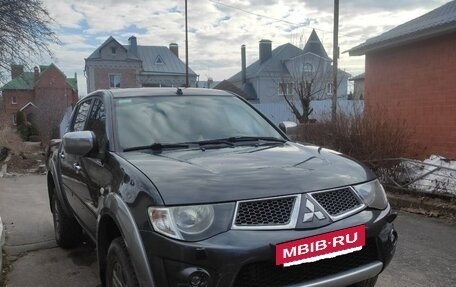 Mitsubishi L200 IV рестайлинг, 2013 год, 1 400 000 рублей, 6 фотография