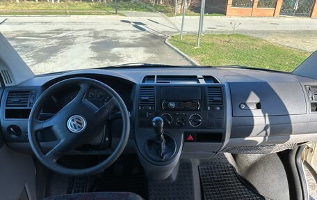 Volkswagen Transporter T5 рестайлинг, 2006 год, 1 150 000 рублей, 20 фотография