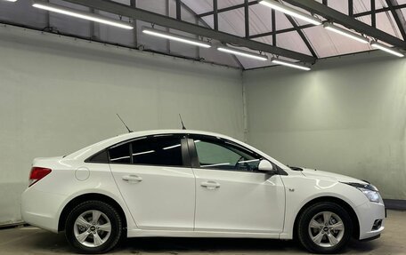 Chevrolet Cruze II, 2011 год, 790 000 рублей, 9 фотография