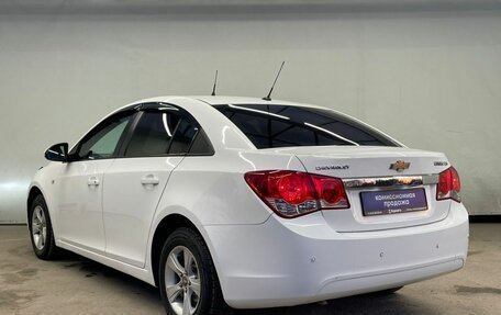 Chevrolet Cruze II, 2011 год, 790 000 рублей, 5 фотография