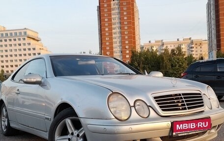 Mercedes-Benz CLK-Класс, 2001 год, 450 000 рублей, 1 фотография