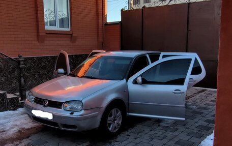 Volkswagen Golf IV, 2003 год, 350 000 рублей, 1 фотография