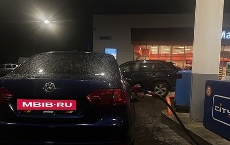 Volkswagen Jetta VI, 2011 год, 1 270 000 рублей, 7 фотография