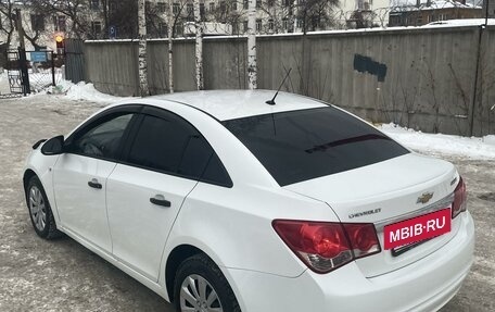 Chevrolet Cruze II, 2013 год, 635 000 рублей, 6 фотография