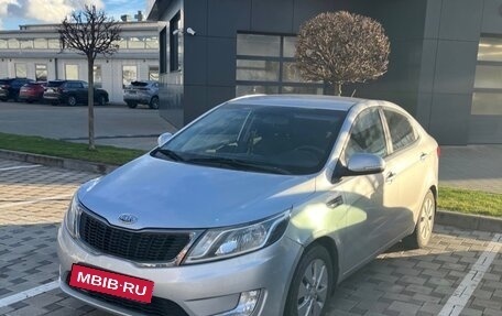 KIA Rio III рестайлинг, 2012 год, 1 100 000 рублей, 2 фотография