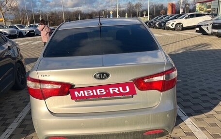 KIA Rio III рестайлинг, 2012 год, 1 100 000 рублей, 5 фотография