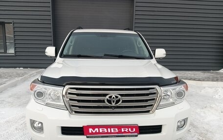 Toyota Land Cruiser 200, 2015 год, 4 600 000 рублей, 2 фотография