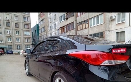 Hyundai Elantra V, 2013 год, 1 250 000 рублей, 2 фотография